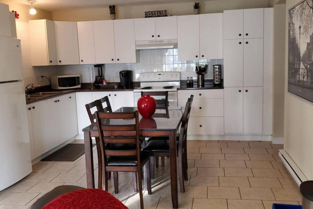 2-Bedroom Apartment Sweet #2 By Amazing Property Rentals 가티노 외부 사진